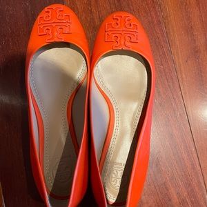 Tory Burch almost new flat shoes